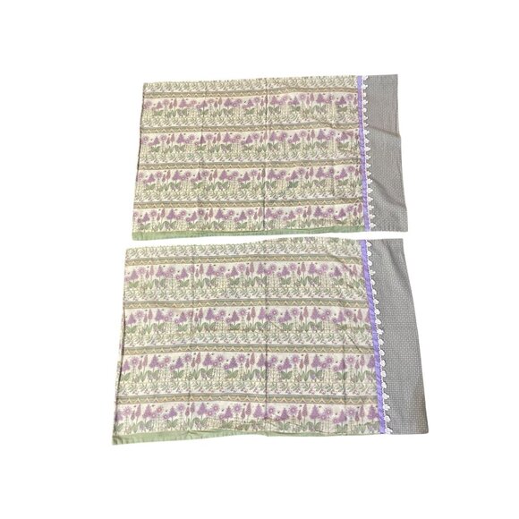 Vintage Handmade Pillowcases Set of 2 Used Standard Size Purple Green Floral - Picture 1 of 16